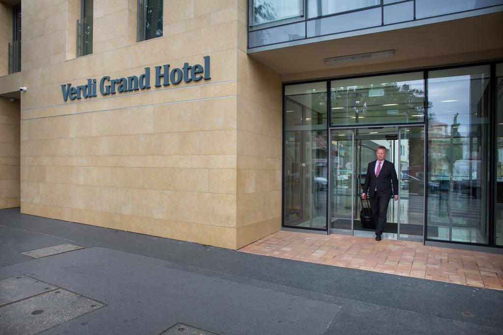 Verdi Grand Hotel Budapest Exterior foto
